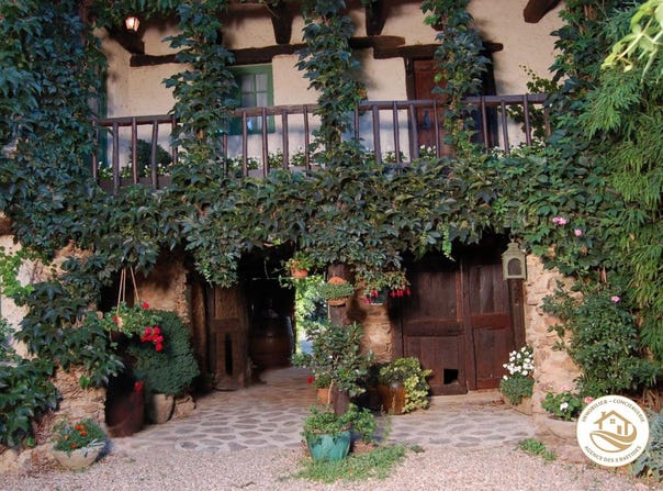 Crespin, Midi-Pyrénées 12800