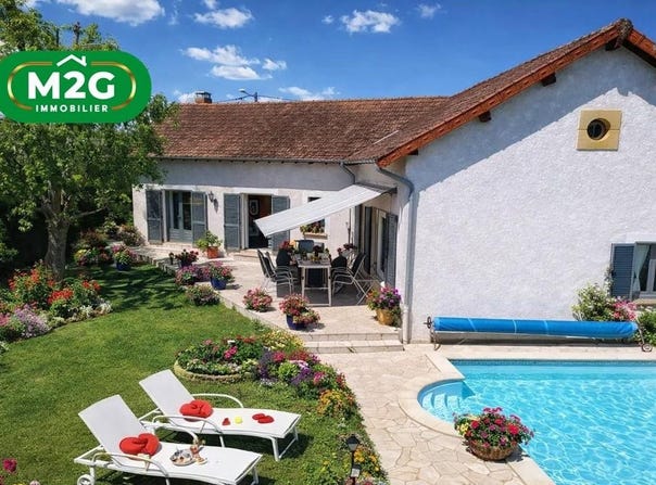 Digoin, Burgundy 71160