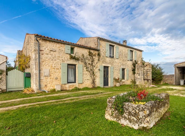 Saint-Sornin, Poitou-Charentes 17600