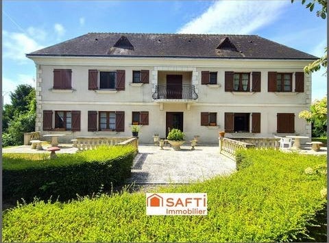 Marce-Sur-Esves, Centre 37160