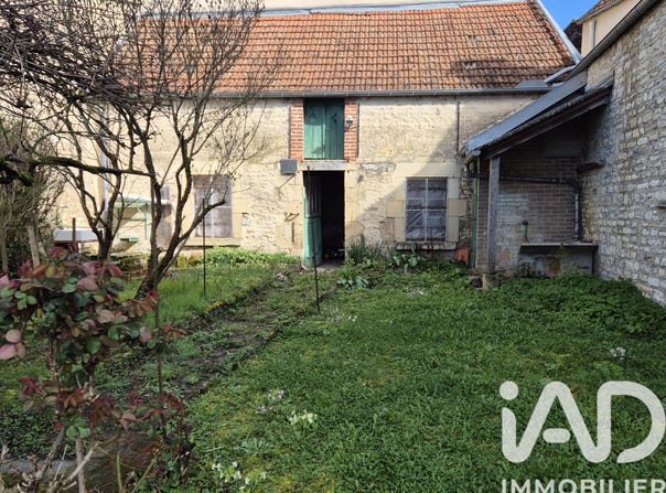 Ancy-le-Franc, Bourgogne-Franche-Comté 89160