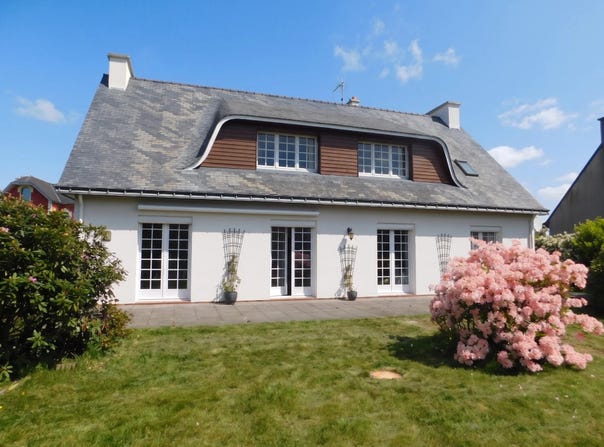 Scaër, Finistère 29390