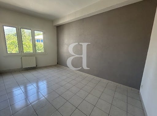 Nyons, Auvergne-Rhône-Alpes 26110