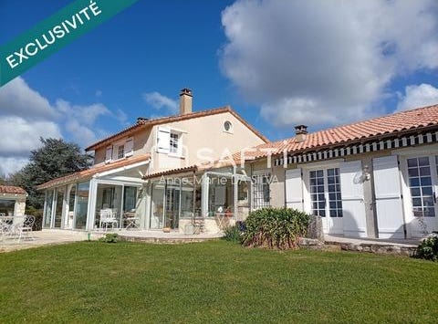 Chauvigny, Poitou-Charentes 86300