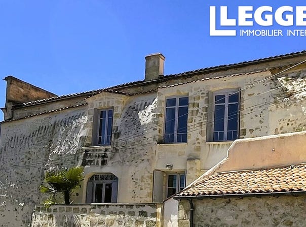 Bourg, Nouvelle-Aquitaine 33710