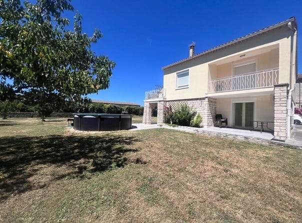 Barjac, Languedoc-Roussillon 30430