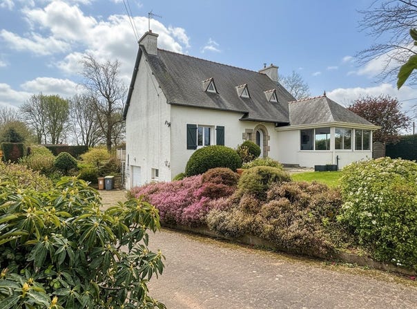 Kerfot, Brittany 22500