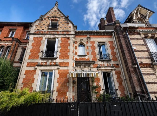 Troyes, Grand Est 10000