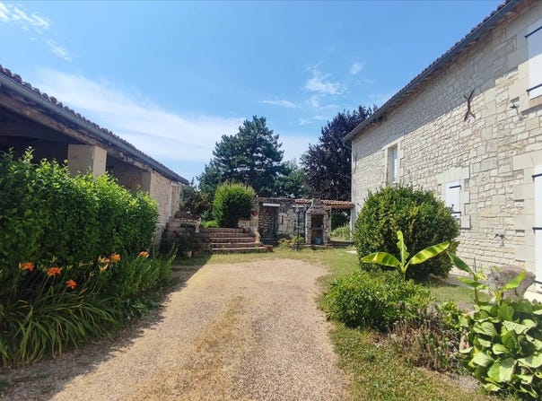 Loudun, Poitou-Charentes 86200