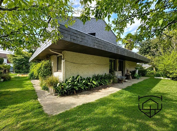 Pau, Aquitaine 64000