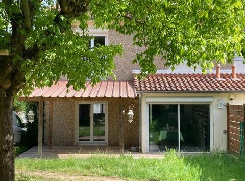 Guitres, Aquitaine 33230