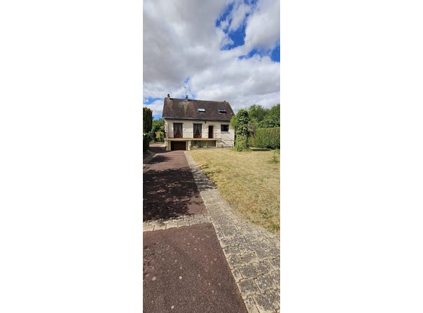 Gallardon, Eure-et-Loir 28320