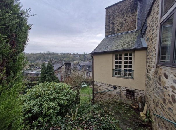 Dinan, Brittany 22100