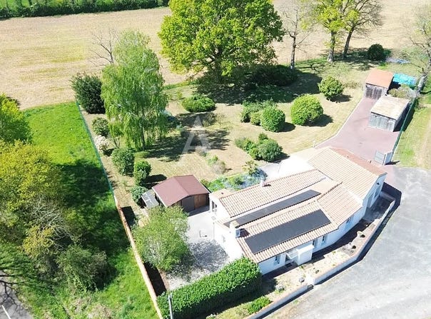 AIZENAY, Pays de la Loire 85190