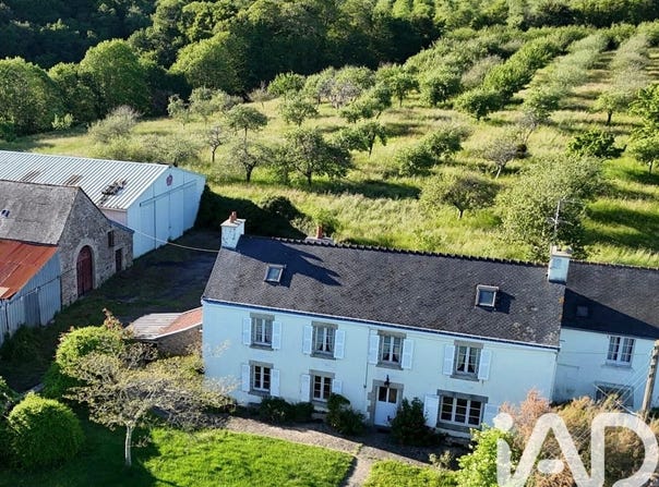 Clohars-Carnoët, Brittany 29360
