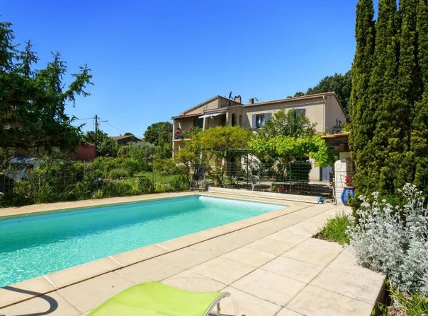 Roquemaure, Languedoc-Roussillon 30150