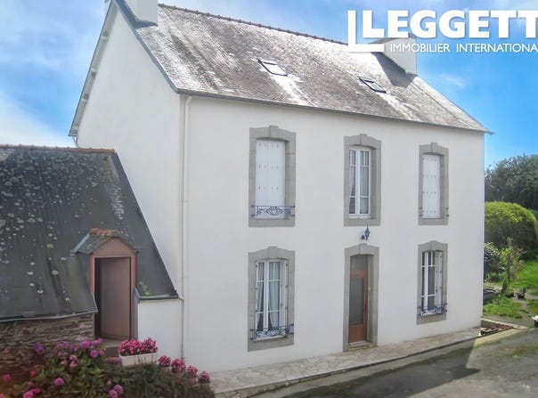 Pleyben, Brittany 29190