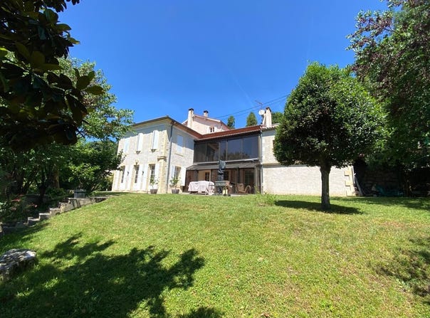 Agen, Aquitaine 47000