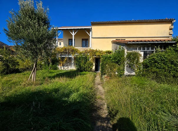 Bourg, Gironde 33710