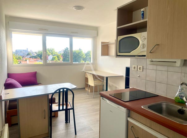 PAU, Nouvelle-Aquitaine 64000