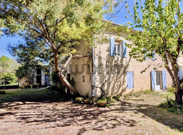Uzès, Occitanie 30700