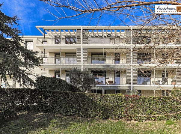 Saint-Genis-Laval, Rhône 69230