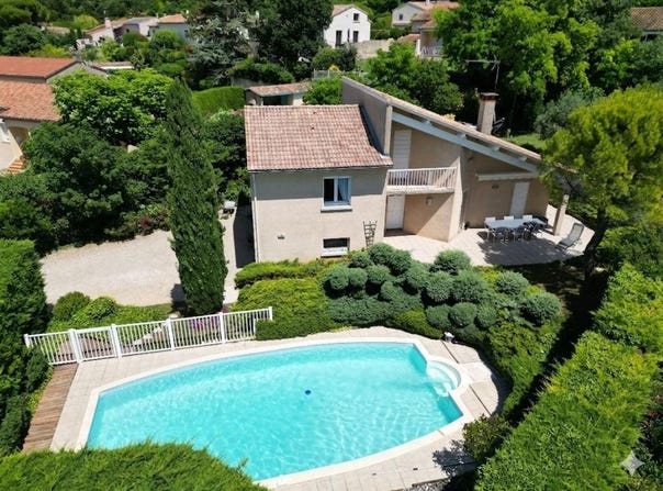 Etoile-sur-Rhône, Rhône-Alpes 26800