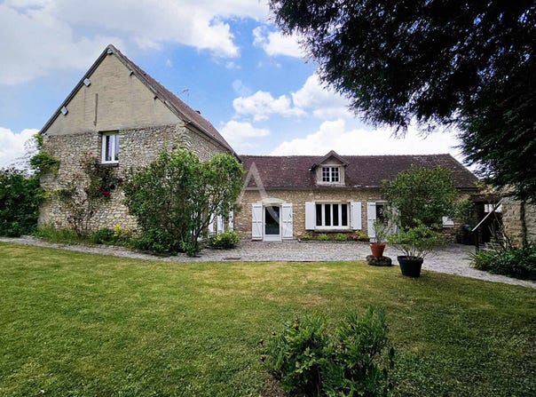 GISORS, Normandy 27140