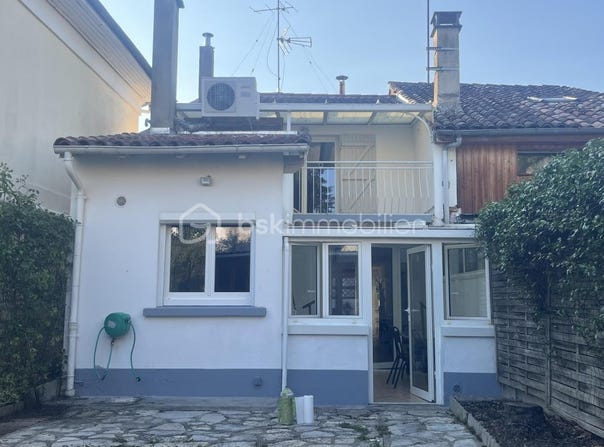 Valence, Occitanie 82400