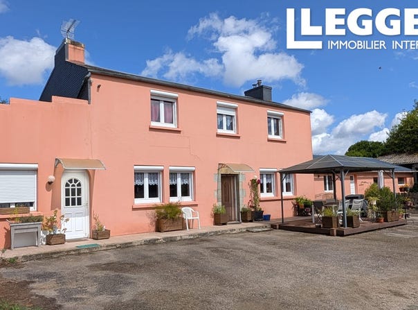 Lanrivain, Brittany 22480