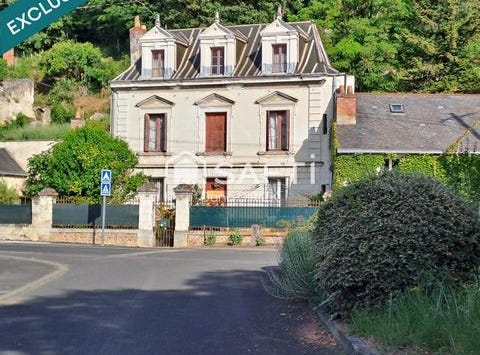Saint-Etienne-De-Chigny, Centre 37230