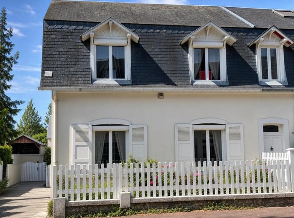 Deauville, Normandy 14800