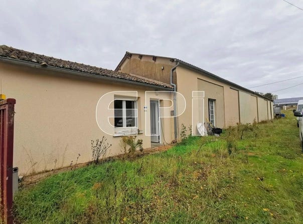La Roche-Rigault, Poitou-Charentes 86200
