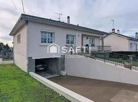 Mauze-Sur-Le-Mignon, Poitou-Charentes 79210