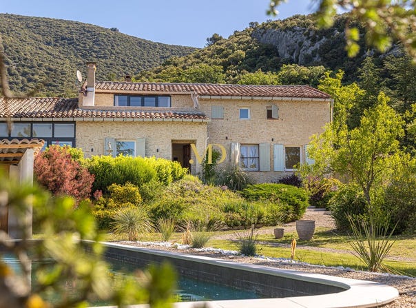 Rustrel, Provence-Alpes-Côte d'Azur 84400