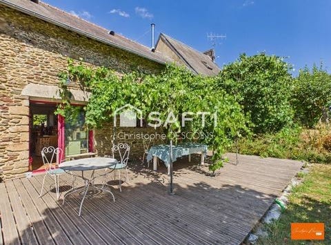 Hardanges, Pays de la Loire 53640