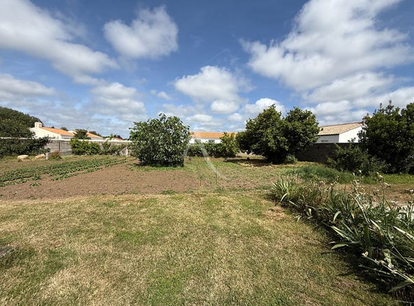 COMMEQUIERS, Pays de la Loire 85220