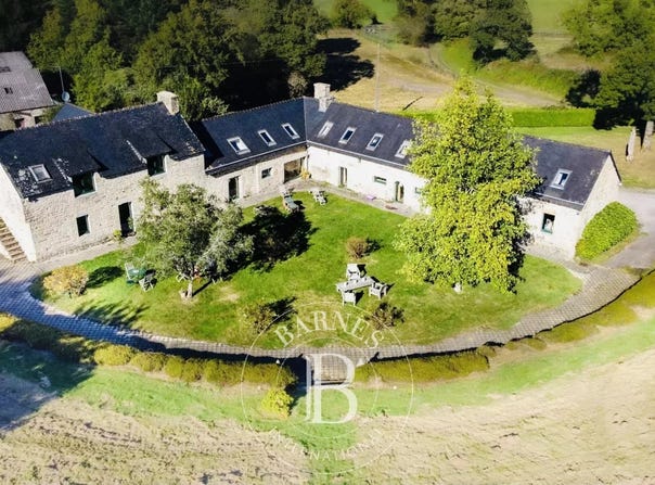 Pontivy, Brittany 56300