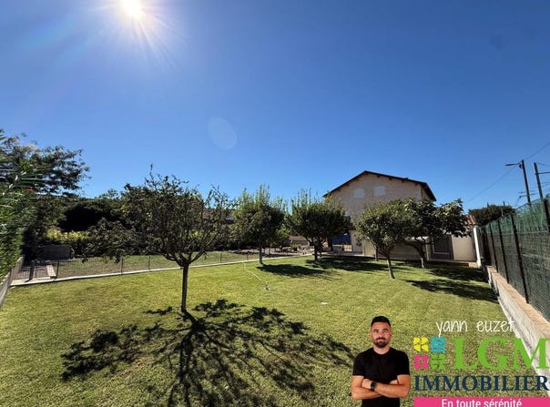 Milhaud, Languedoc-Roussillon 30540