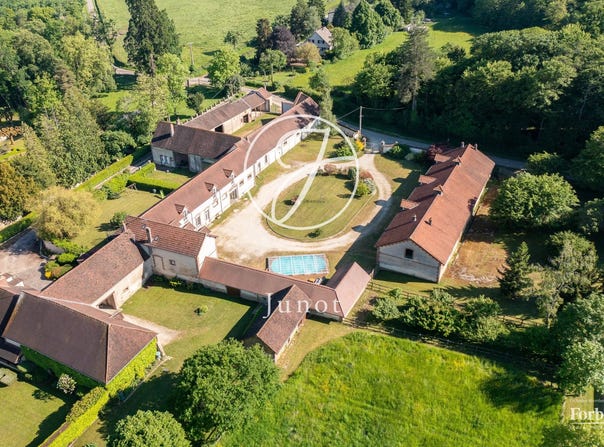 Le Val-d'Ocre, Burgundy 89110