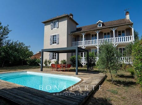Pau, Nouvelle-Aquitaine 64000