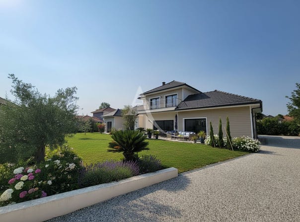 PAU, Nouvelle-Aquitaine 64000