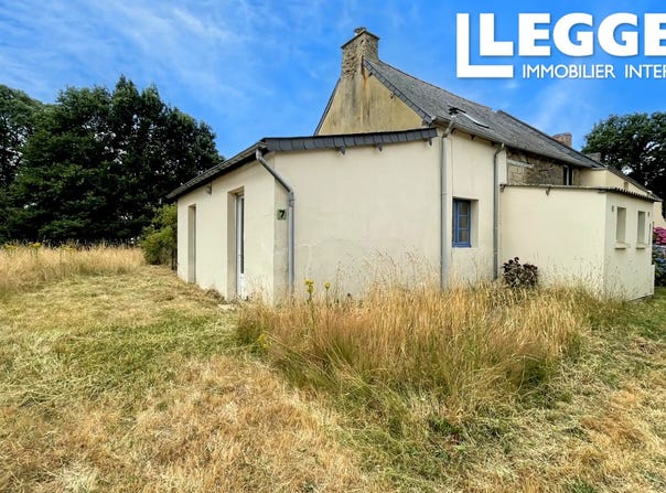 Ménéac, Brittany 56490