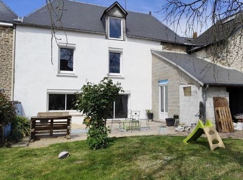 Mayenne, Pays de la Loire 53100