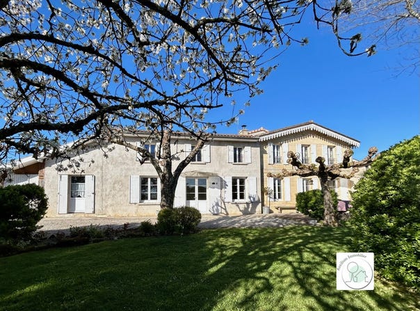 Bourg, Aquitaine 33710
