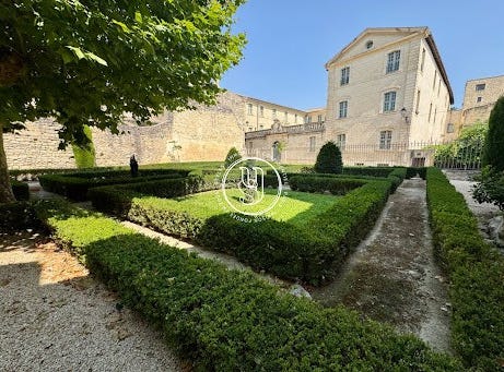 Uzès, Occitanie 30700