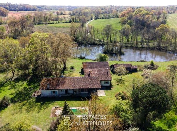 POUILLON, Nouvelle-Aquitaine 40350