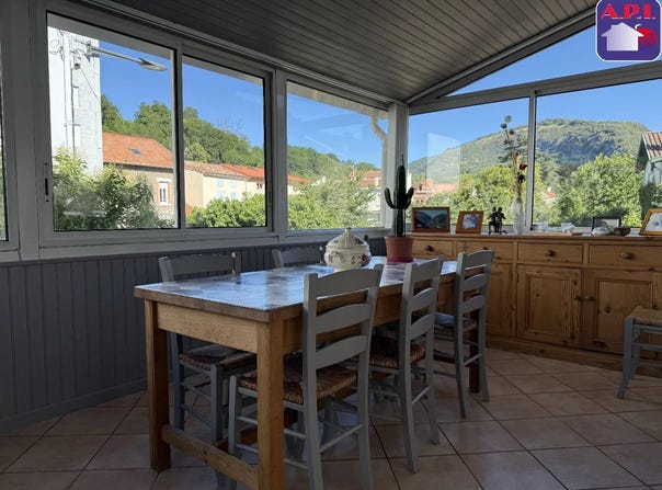 Foix, Ariège 09000