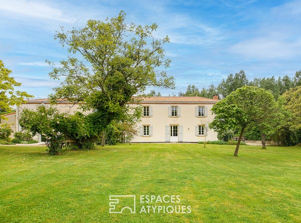 LANDERONDE, Pays de la Loire 85150