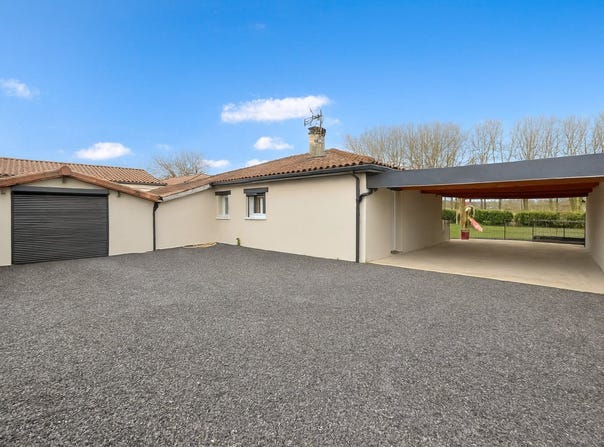 Villecomtal-sur-Arros, Midi-Pyrénées 32730